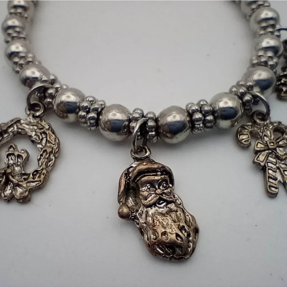 Christmas dangle‎ charm bracelet Santa Claus holiday Childs wrist or petite
